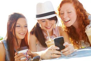 socialmediagirls